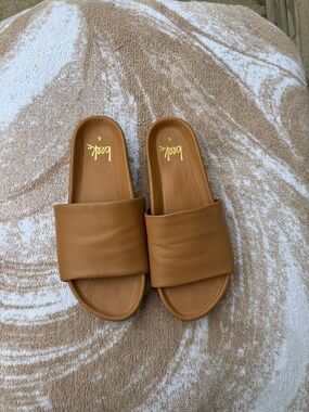 beek Tan Slide Sandals with Wide Leather Strap